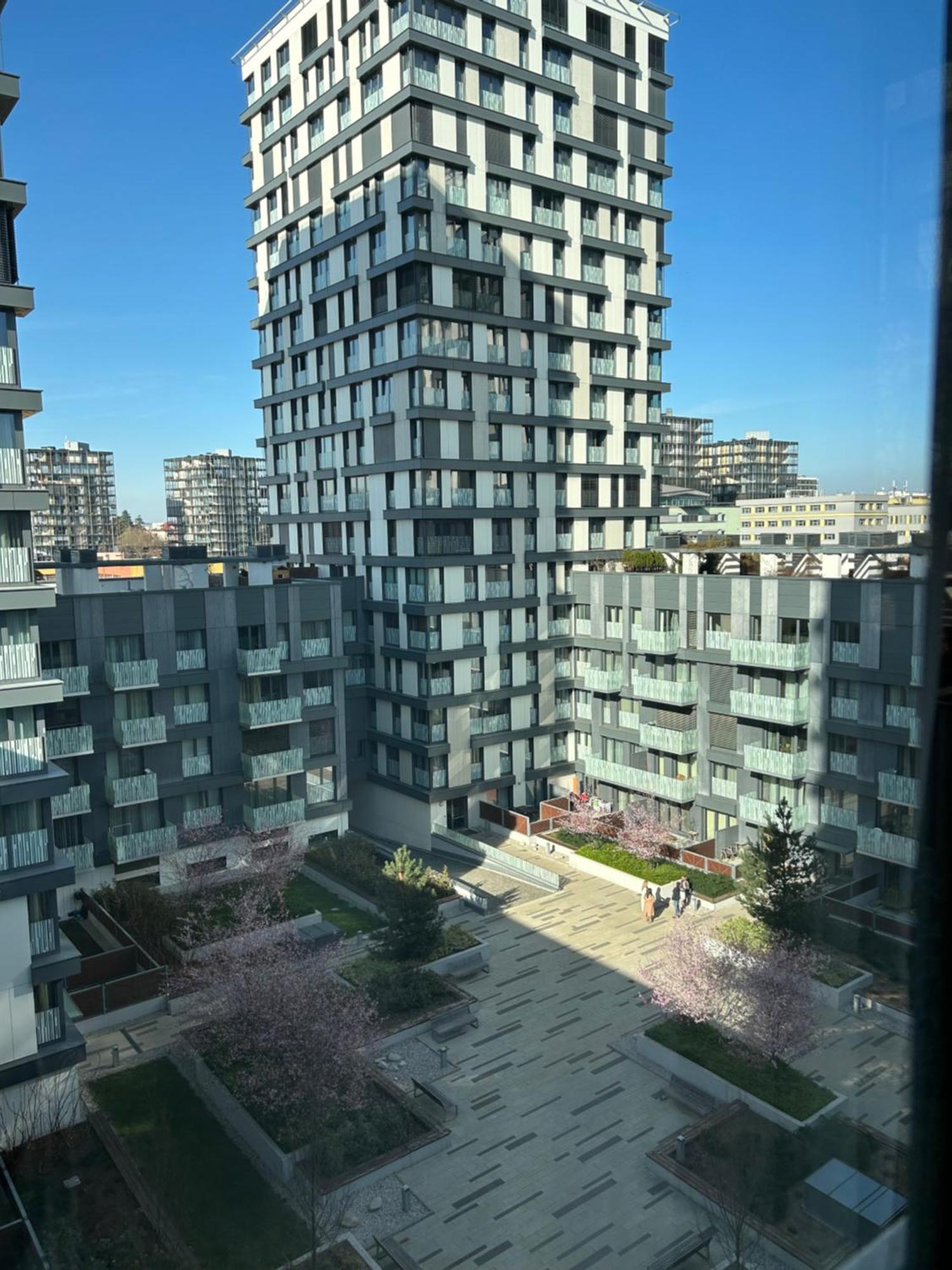 Garden Towers Praga Exterior foto